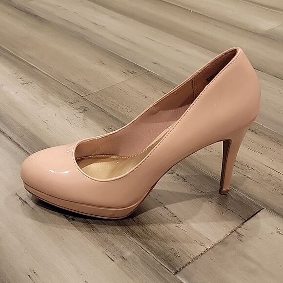 CHRISTIAN Sirano for Payless, size  7,5 - Picture 1 of 7